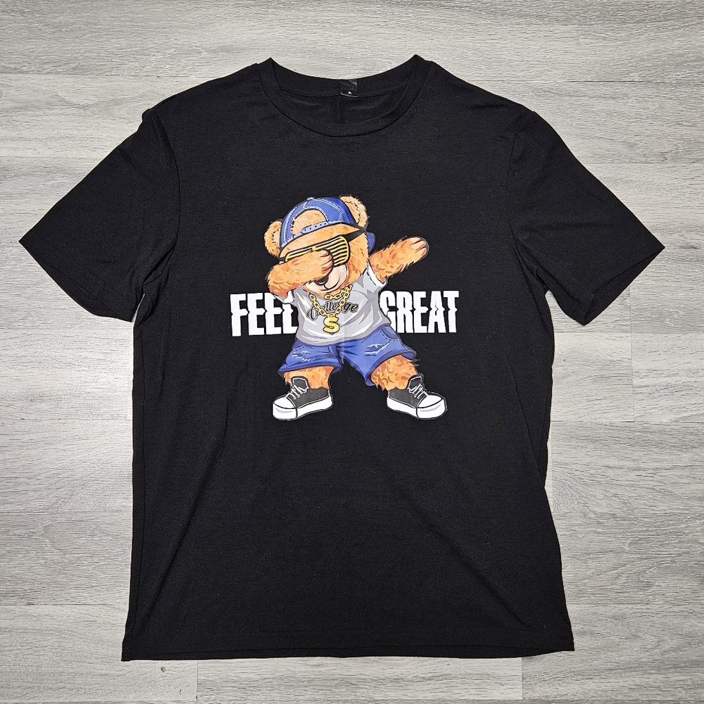 FEEL GREAT BEAR Graphic shirt size small black
